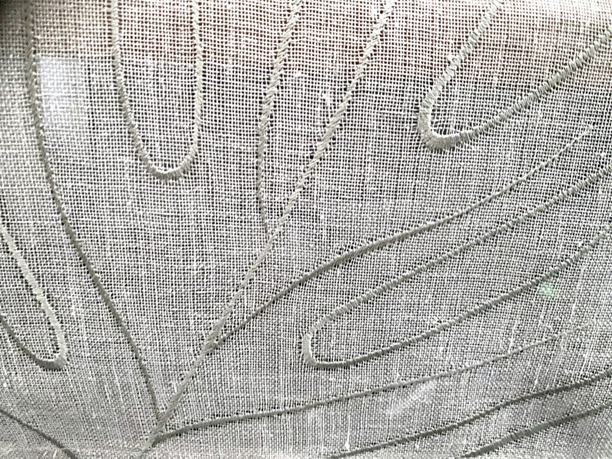 Sander Halbtransparenter Tischläufer CLARA NEU bestickt Grau Grün  50x140cm