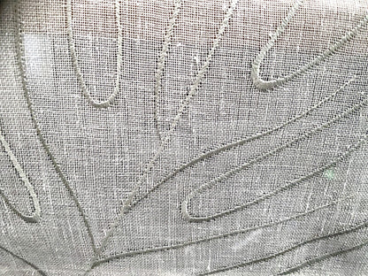 Sander Halbtransparenter Tischläufer CLARA NEU bestickt Grau Grün  50x140cm