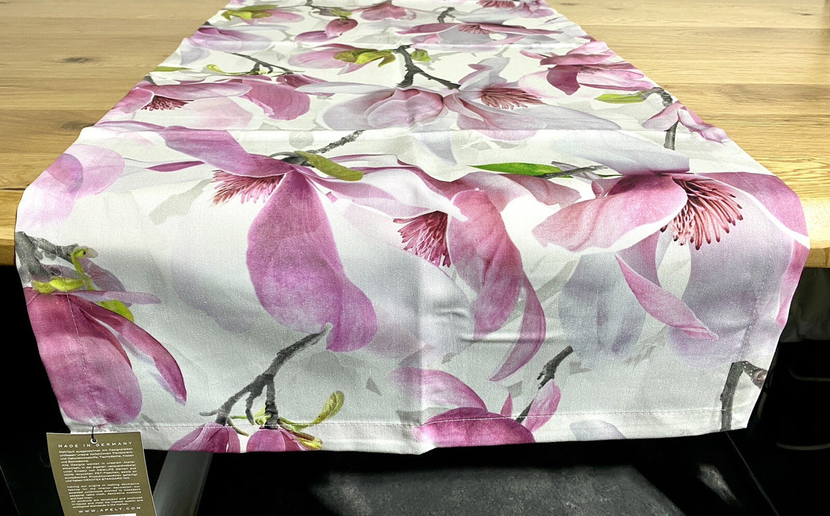 Apelt  Tischläufer Magnolie NEU Digitaldruck Ecru Rosa Grün 48x140cm