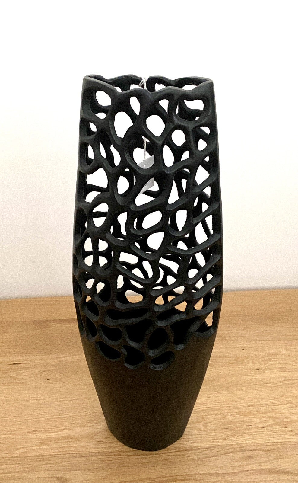 Gilde moderne Aluminium Vase OSAKA NEU Schwarz Korallen Design  49 cm Hoch