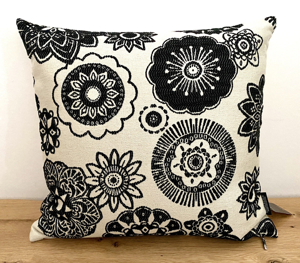 Rohleder moderne Jaquard Kissenhülle MANDALA NEU Creme Schwarz 45x45cm