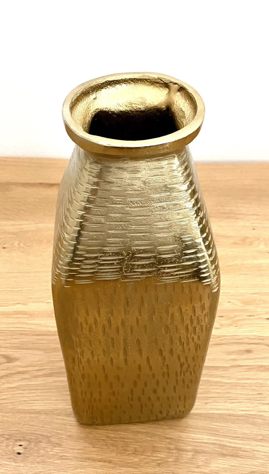 Gilde moderne Aluminium Vase LOLA NEU Gold Strukturiert Quadratisch 30 cm Hoch