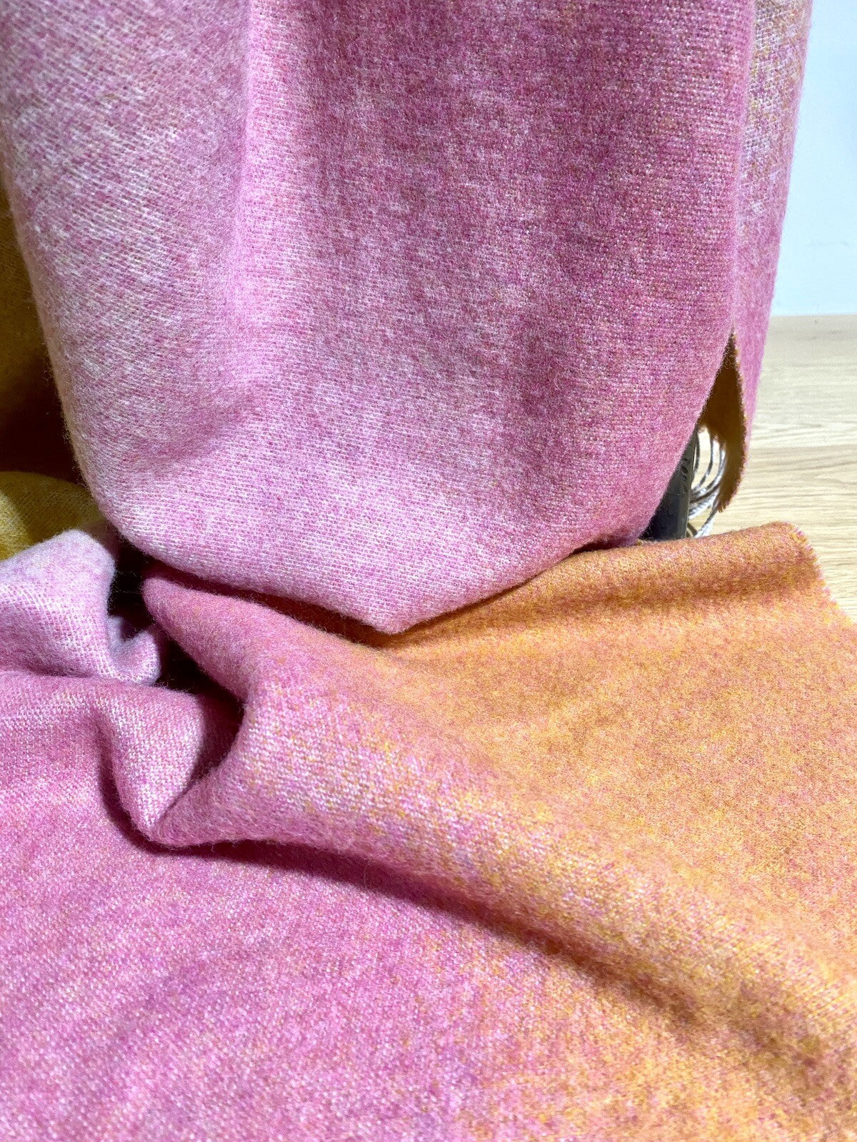 Rohleder Wolldecke Ombre‘ Magenta NEU Farbverlauf Gelb Orange Pink  135x220 cm