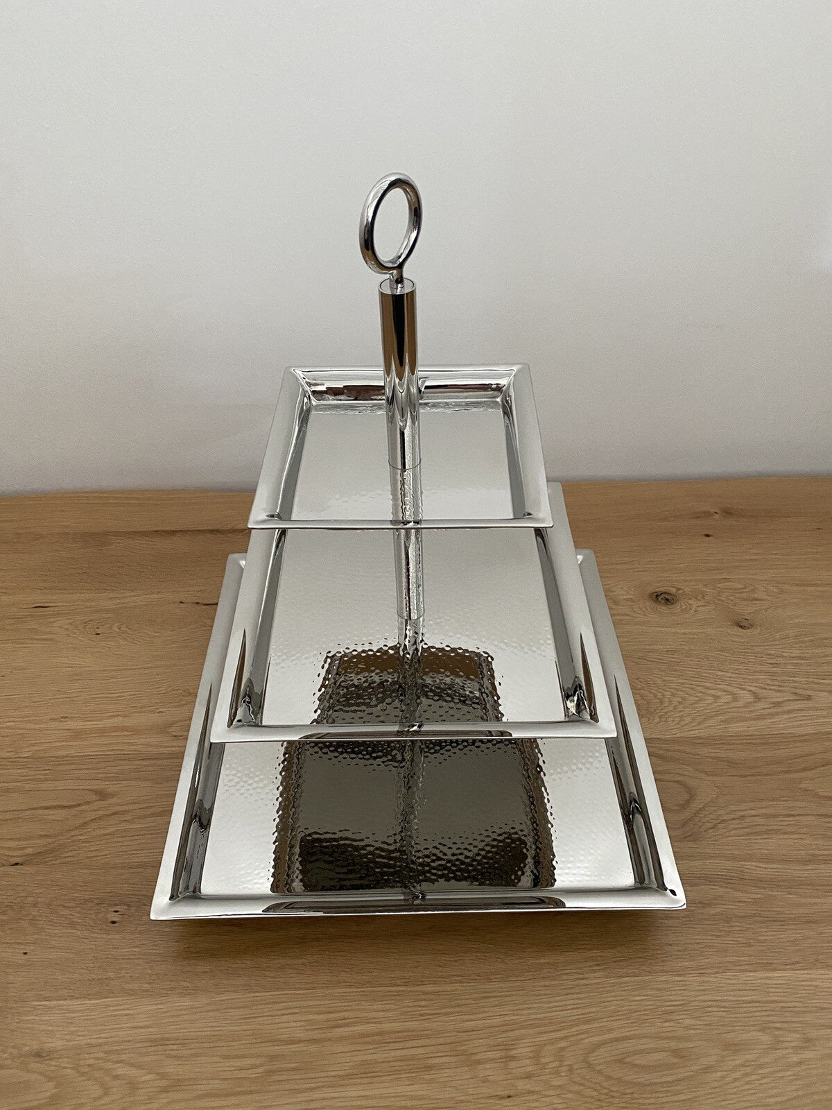 Fink Moderne Edelstahl 3er Etagere NAGANO NEU Gehämmert 44 cm Hoch