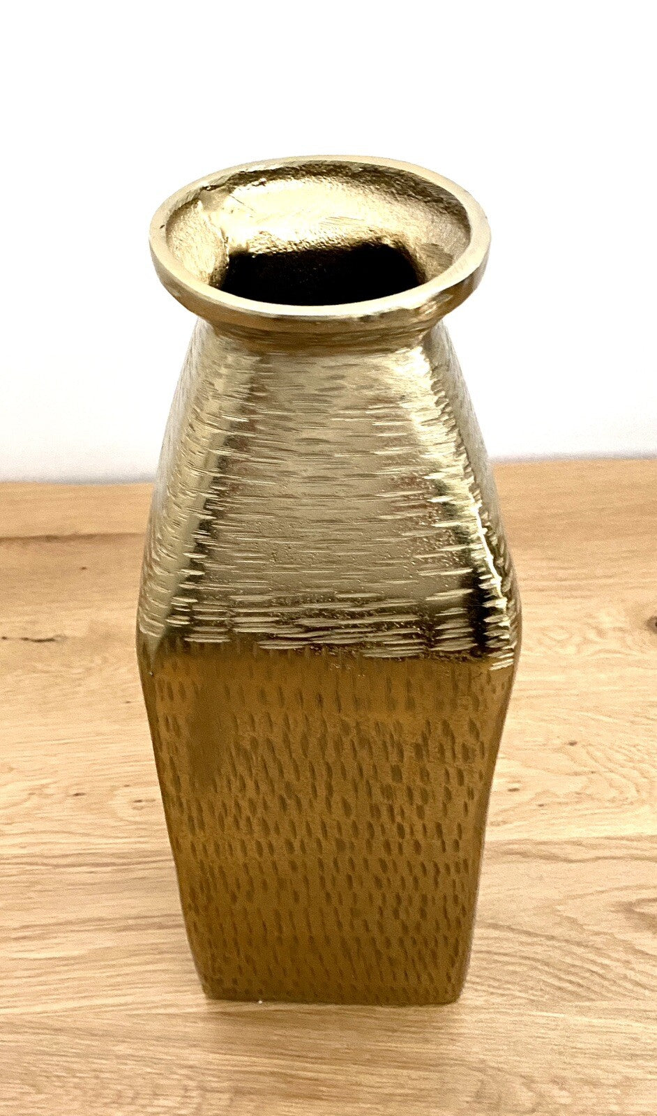 Gilde moderne Aluminium Vase LOLA NEU Gold Strukturiert Quadratisch 38 cm Hoch