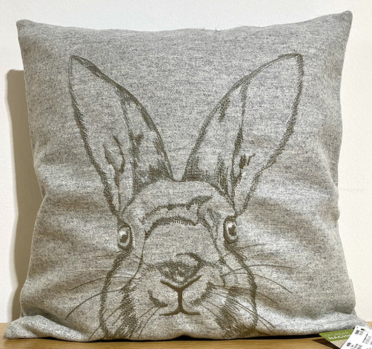Sander bestickte Filz Kissenhülle LUCKY Neu Hase Grau Weiß Braun 40x40cm