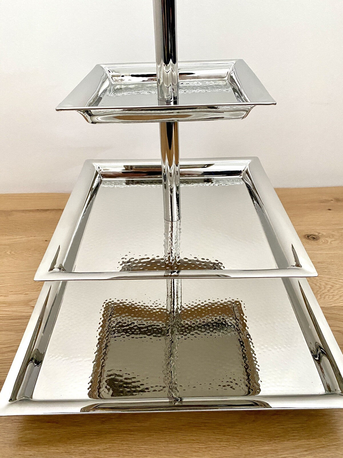Fink Moderne Edelstahl 3er Etagere NAGANO NEU Gehämmert 44 cm Hoch