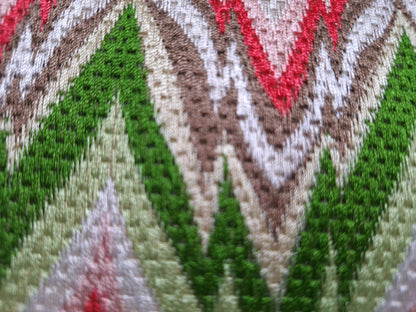 Thanks A Lot Edele ZACKEN Stickerei Wendekissen gefüllt Grün Beige Rot 35x50cm